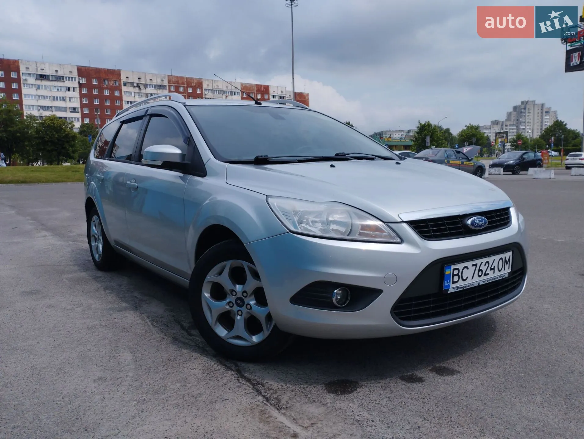 2010 Ford Focus - мініатюра 2