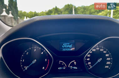 Універсал Ford Focus 2011 в 