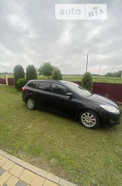 Универсал Ford Focus 2012 в 