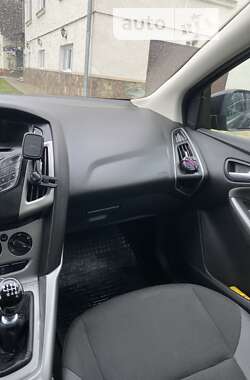 Универсал Ford Focus 2012 в 