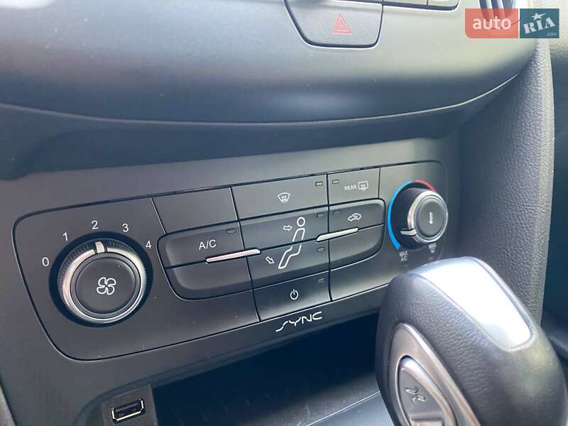 Универсал Ford Focus 2015 в Яворове фото 13 Универсал Ford Focus 2015 в Яворове