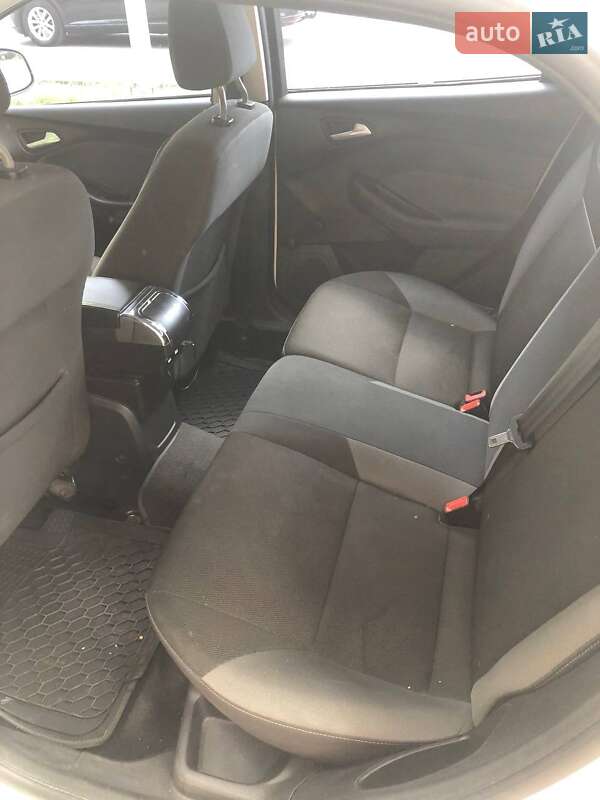 Хэтчбек Ford Focus 2013 в Шептицькому