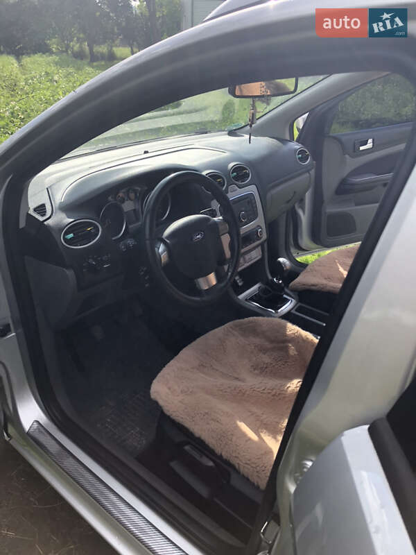 Універсал Ford Focus 2010 в Івано-Франківську