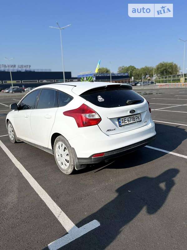 Хэтчбек Ford Focus 2013 в Днепре