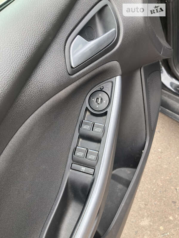 Универсал Ford Focus 2012 в Самборе фото 10 Универсал Ford Focus 2012 в Самборе