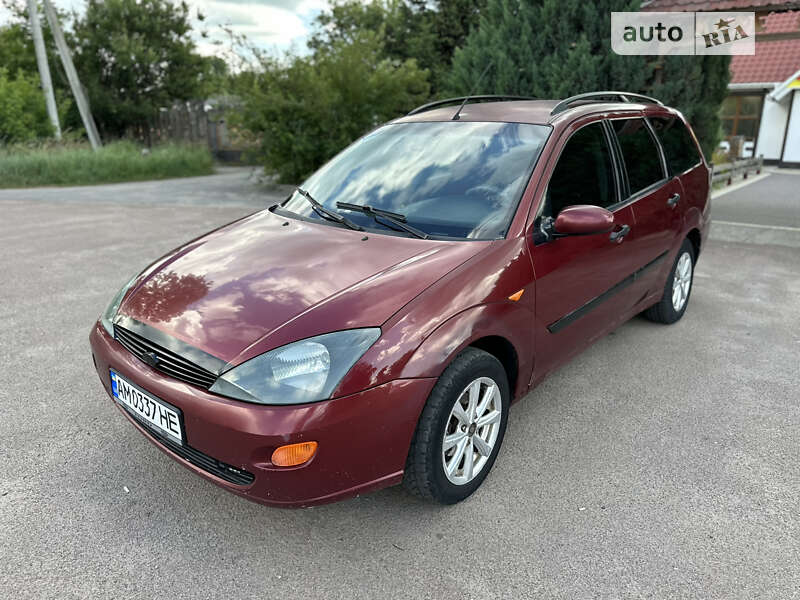 Ford Focus 2000