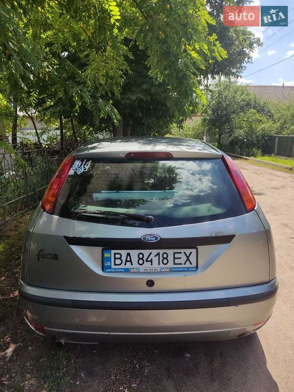 Хэтчбек Ford Focus 2003 в Киеве