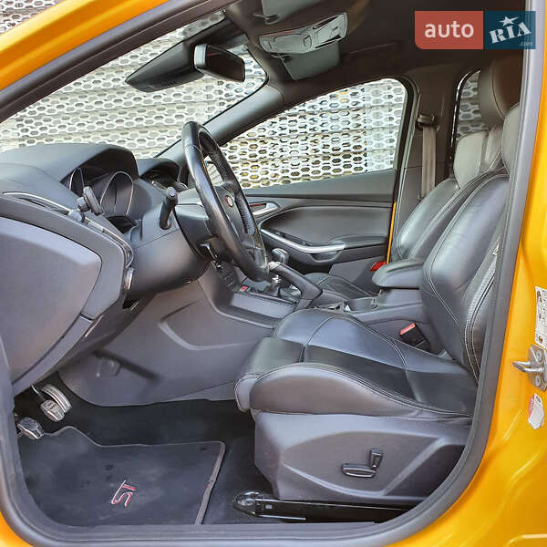 Универсал Ford Focus 2012 в Львове