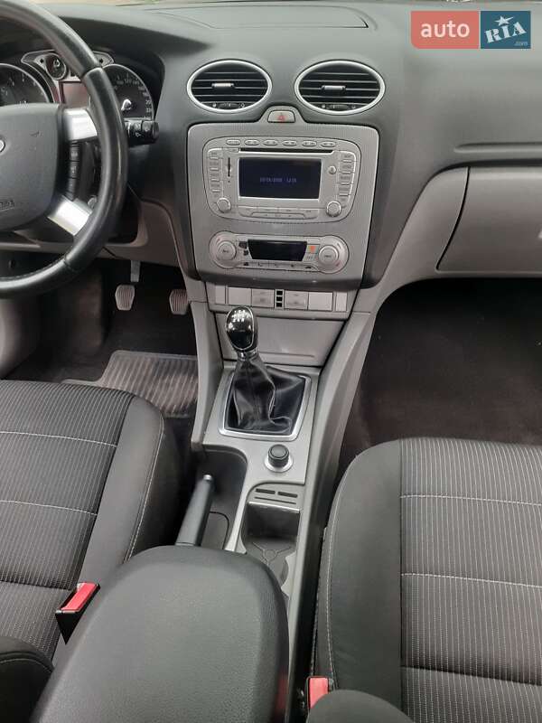 Универсал Ford Focus 2008 в Верхнеднепровске фото 8 Универсал Ford Focus 2008 в Верхнеднепровске
