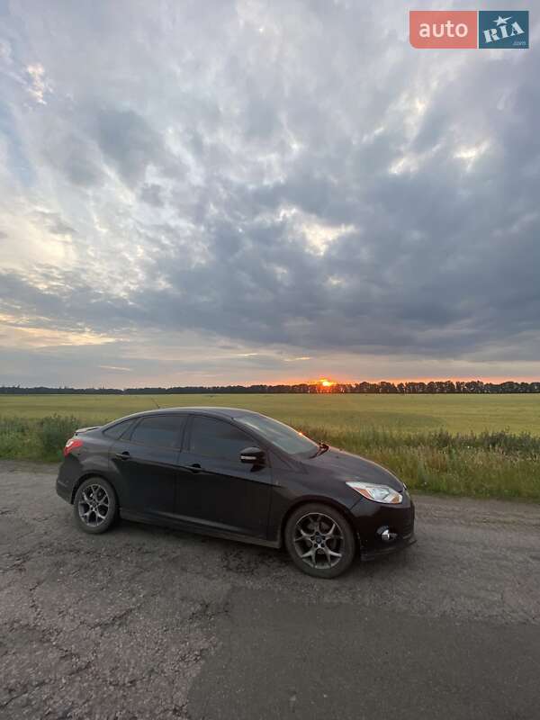 Седан Ford Focus 2012 в Прилуках