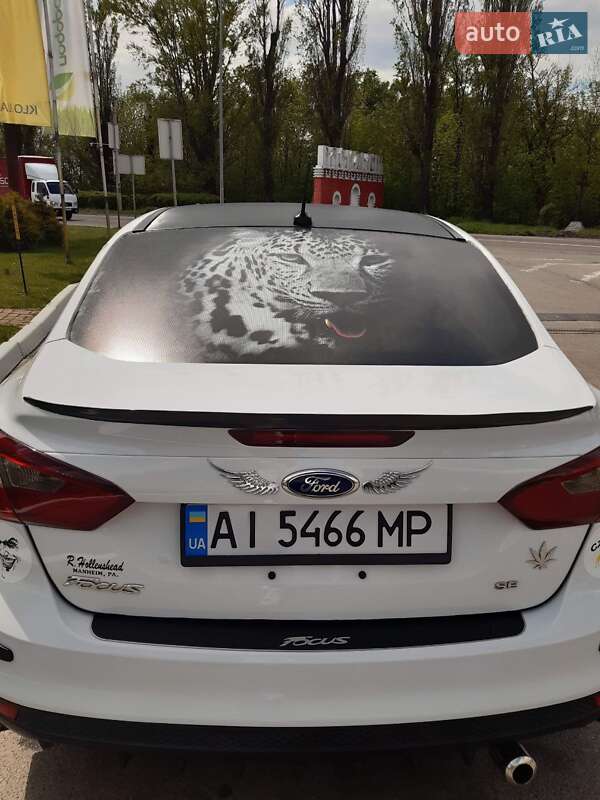 Седан Ford Focus 2013 в Києві фото 33 Седан Ford Focus 2013 в Києві