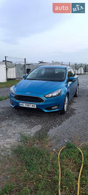 Хэтчбек Ford Focus 2016 в Днепре