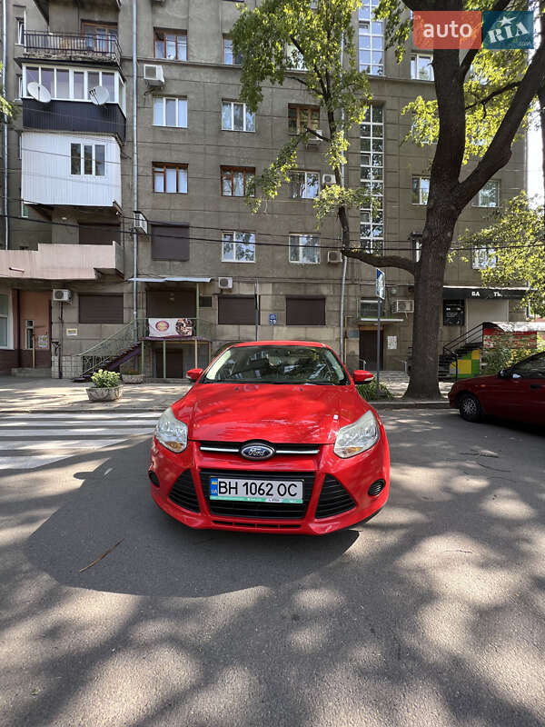 Хэтчбек Ford Focus 2014 в Харькове
