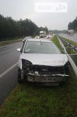 Хэтчбек Ford Focus 2005 в 