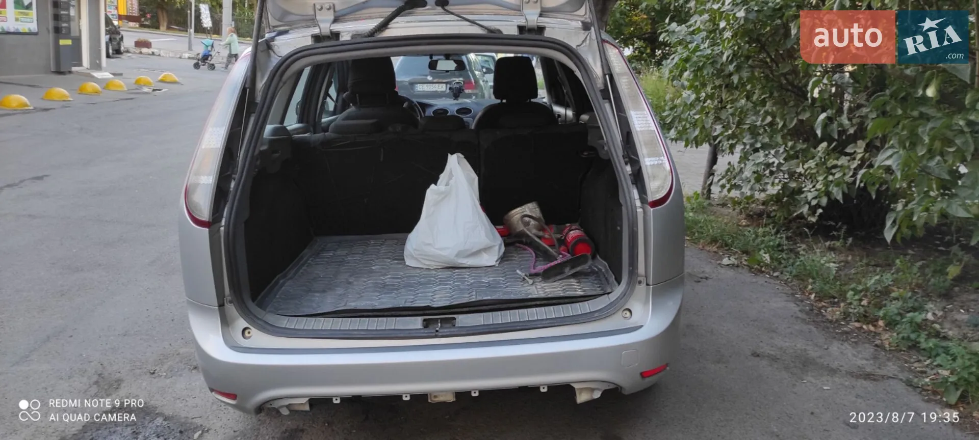 2010 Ford Focus - мініатюра 6