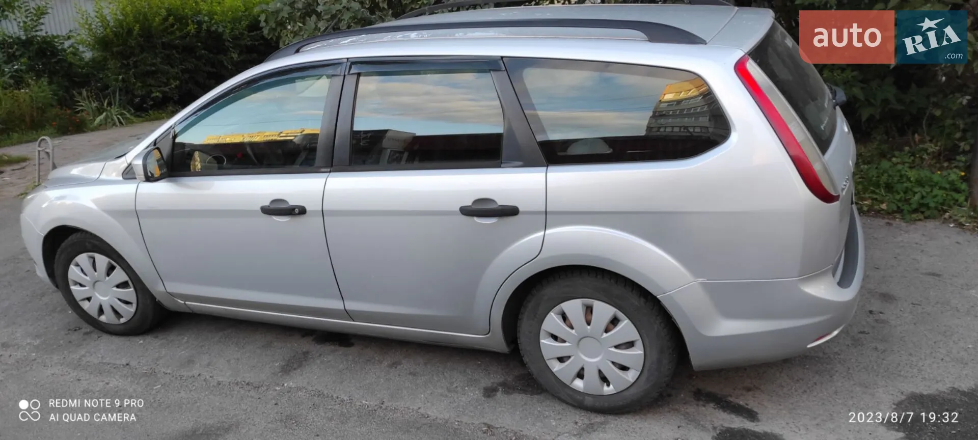 2010 Ford Focus - мініатюра 7