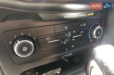 Седан Ford Focus 2015 в Николаеве