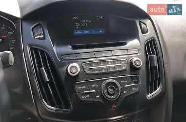 Седан Ford Focus 2015 в Николаеве