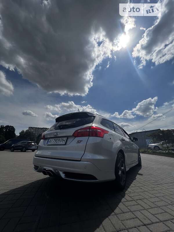 Универсал Ford Focus 2018 в Киеве фото 17 Универсал Ford Focus 2018 в Киеве