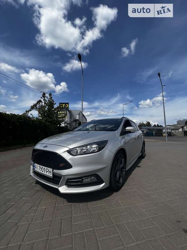 Универсал Ford Focus 2018 в Киеве фото 30 Универсал Ford Focus 2018 в Киеве