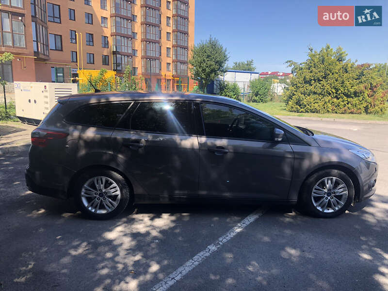Универсал Ford Focus 2013 в Каменец-Подольском