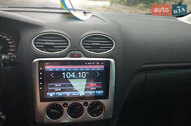 Хэтчбек Ford Focus 2007 в Запорожье