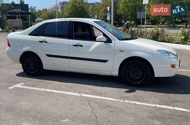 Седан Ford Focus 2001 в 