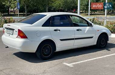 Седан Ford Focus 2001 в 