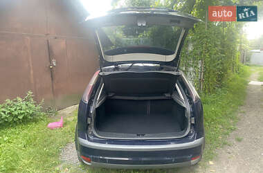 Хетчбек Ford Focus 2006 в 