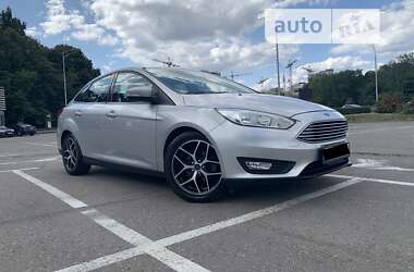 Седан Ford Focus 2017 в Киеве