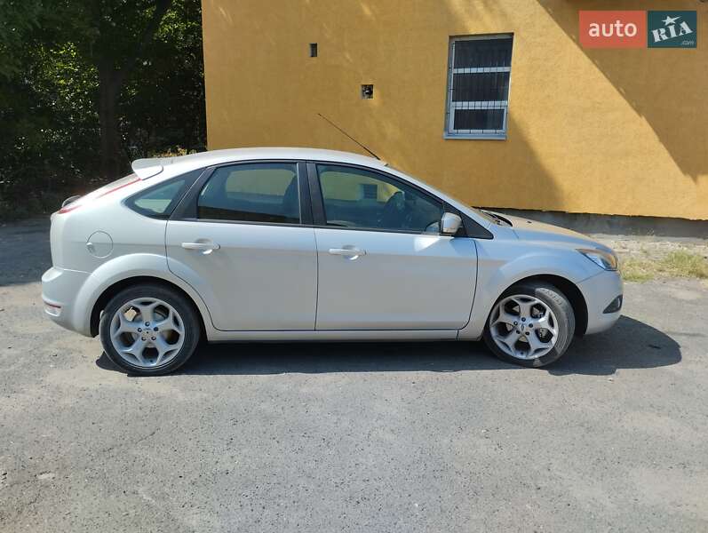Хэтчбек Ford Focus 2008 в Тульчине