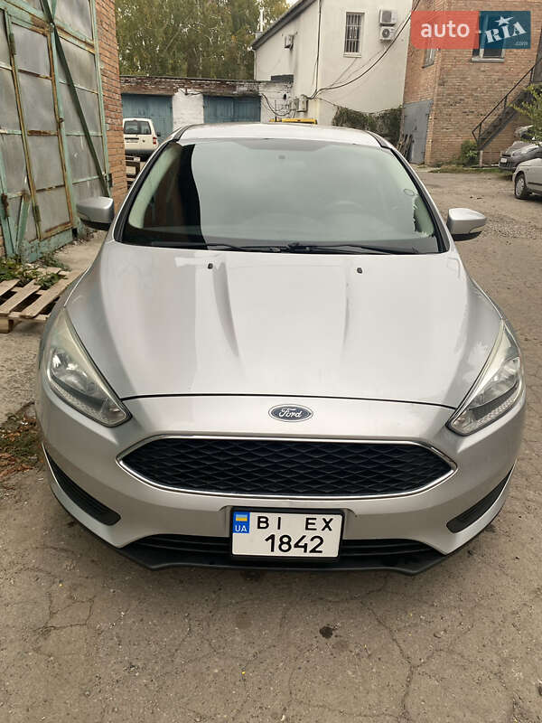 Хэтчбек Ford Focus 2015 в Полтаве