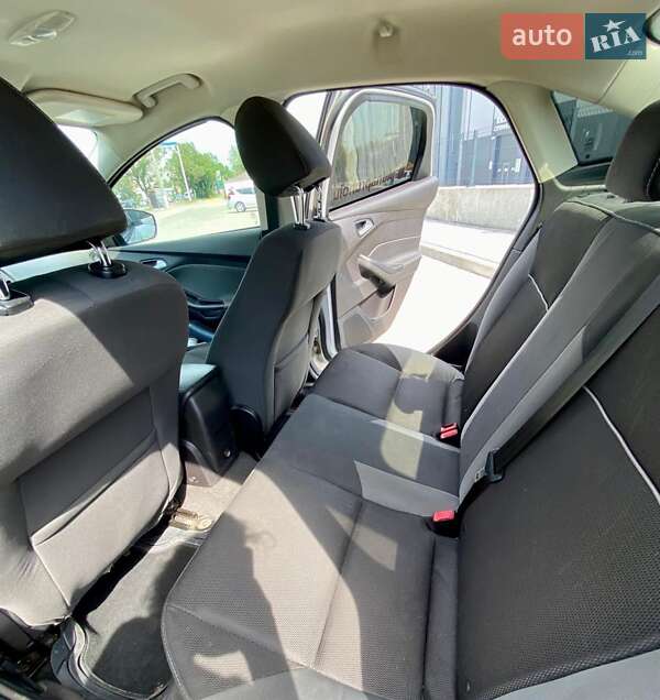 Седан Ford Focus 2013 в Ивано-Франковске