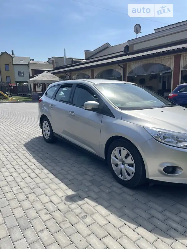 Ford Focus 2011