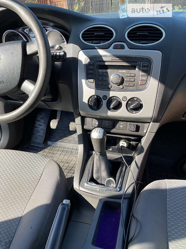 Универсал Ford Focus 2006 в Черновцах