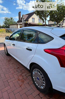 Хэтчбек Ford Focus 2014 в Виннице