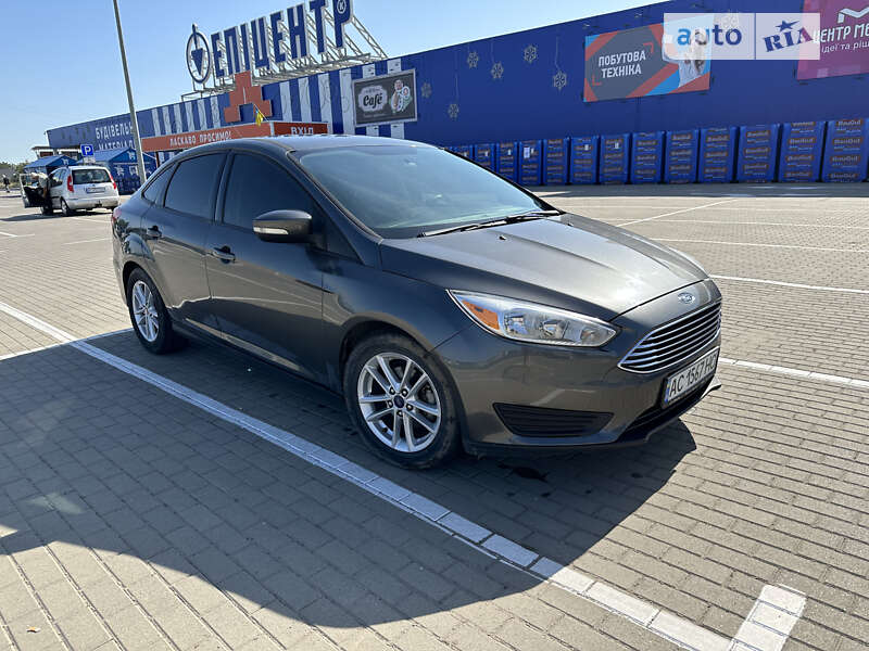 Седан Ford Focus 2017 в Нововолынске