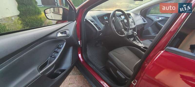 Седан Ford Focus 2015 в Львові