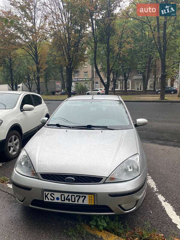 Седан Ford Focus 2002 в Днепре