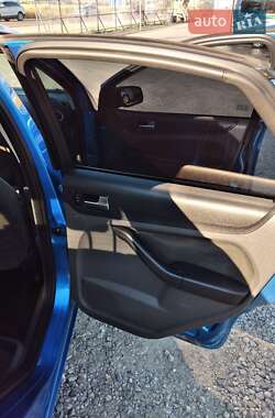 Хэтчбек Ford Focus 2005 в Тернополе