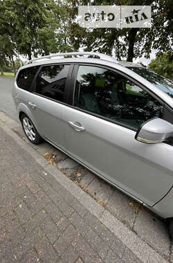 Универсал Ford Focus 2010 в 