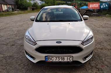 Седан Ford Focus 2015 в 