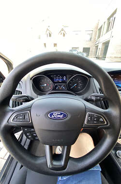 Седан Ford Focus 2015 в Ровно