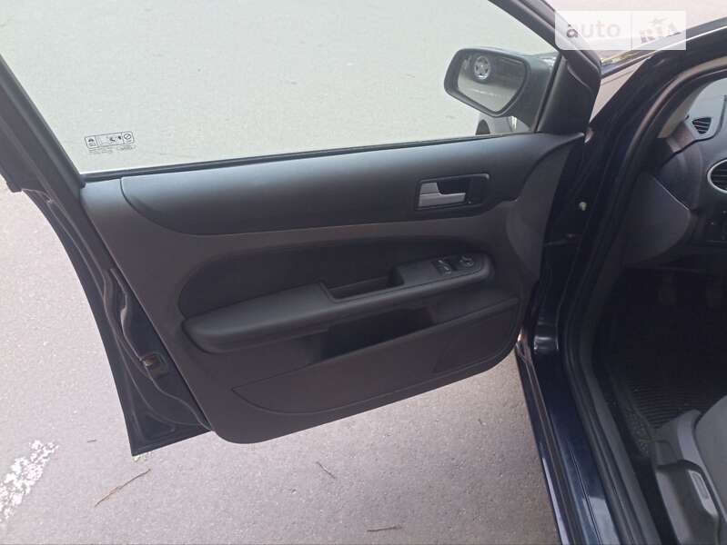 Универсал Ford Focus 2007 в Киеве фото 11 Универсал Ford Focus 2007 в Киеве