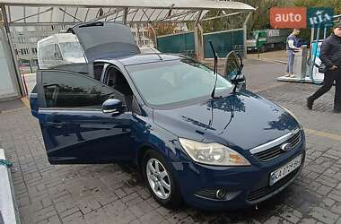 Хэтчбек Ford Focus 2008 в Киеве