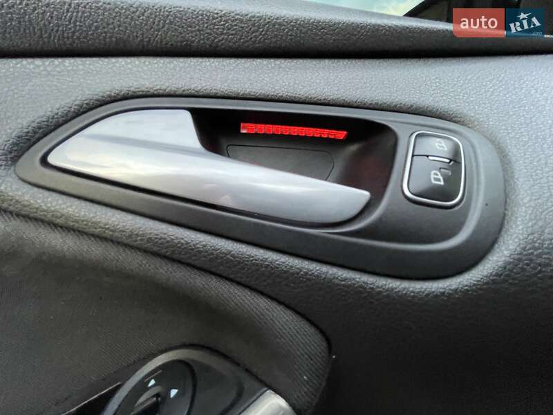 Хетчбек Ford Focus 2016 в Тернополі