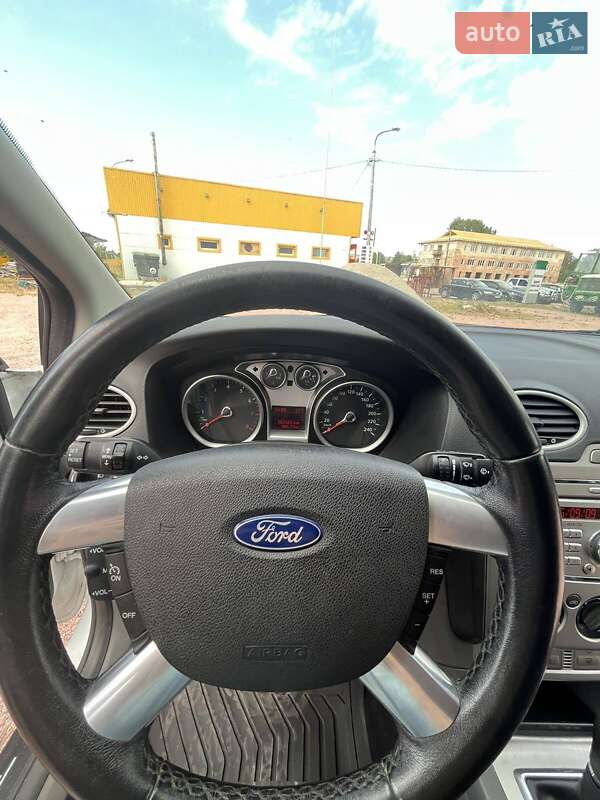 Хэтчбек Ford Focus 2009 в Овруче