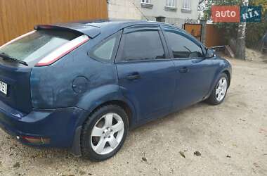 Хэтчбек Ford Focus 2010 в 