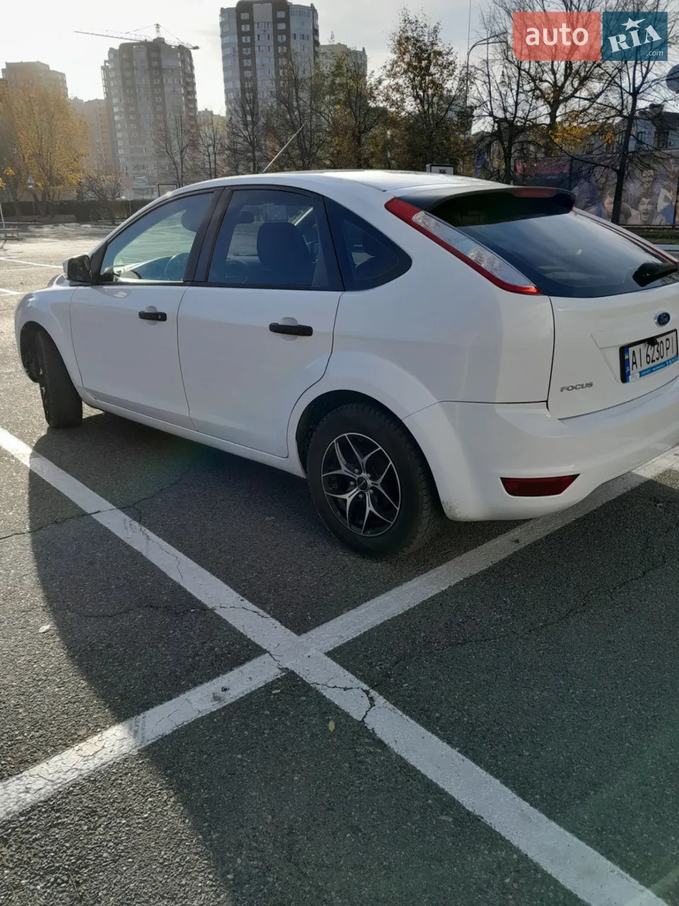 2010 Ford Focus - мініатюра 14