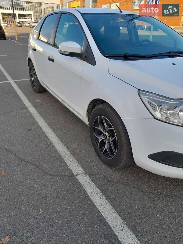 Хэтчбек Ford Focus 2010 в Броварах